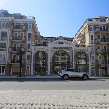 شقة Plush, 1 Bed Apt, Dawn Park D