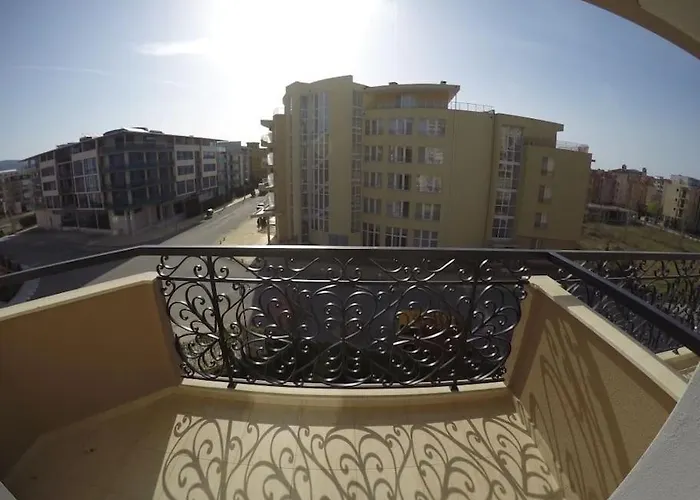 Apartament Plush, 1 Bed Apt, Dawn Park D