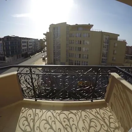 Apartament Plush, 1 Bed Apt, Dawn Park D